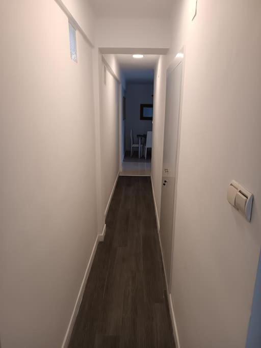 Apartamento Estupendo Piso Renovado A 30 Metros De La Playa Almería Exterior foto